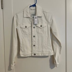 NWT Abercrombie & Fitch denim jacket
